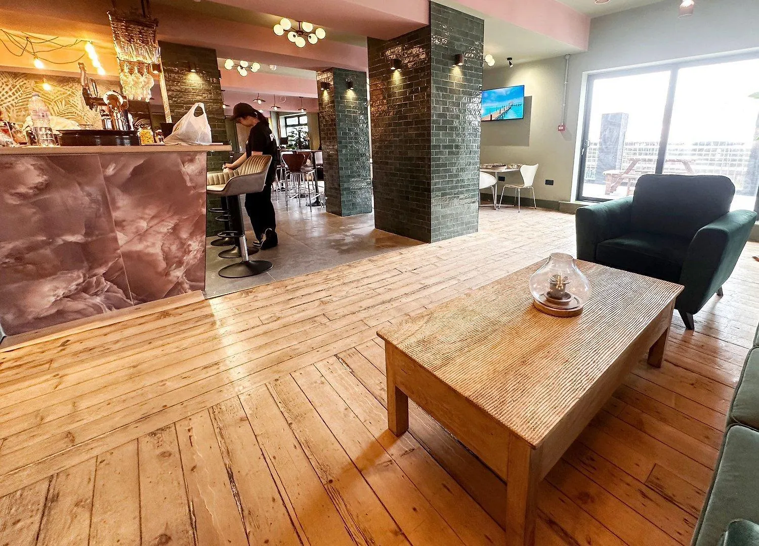 דירה Cardiff Gem! Sleeps 16 - City Centre! בריטניה