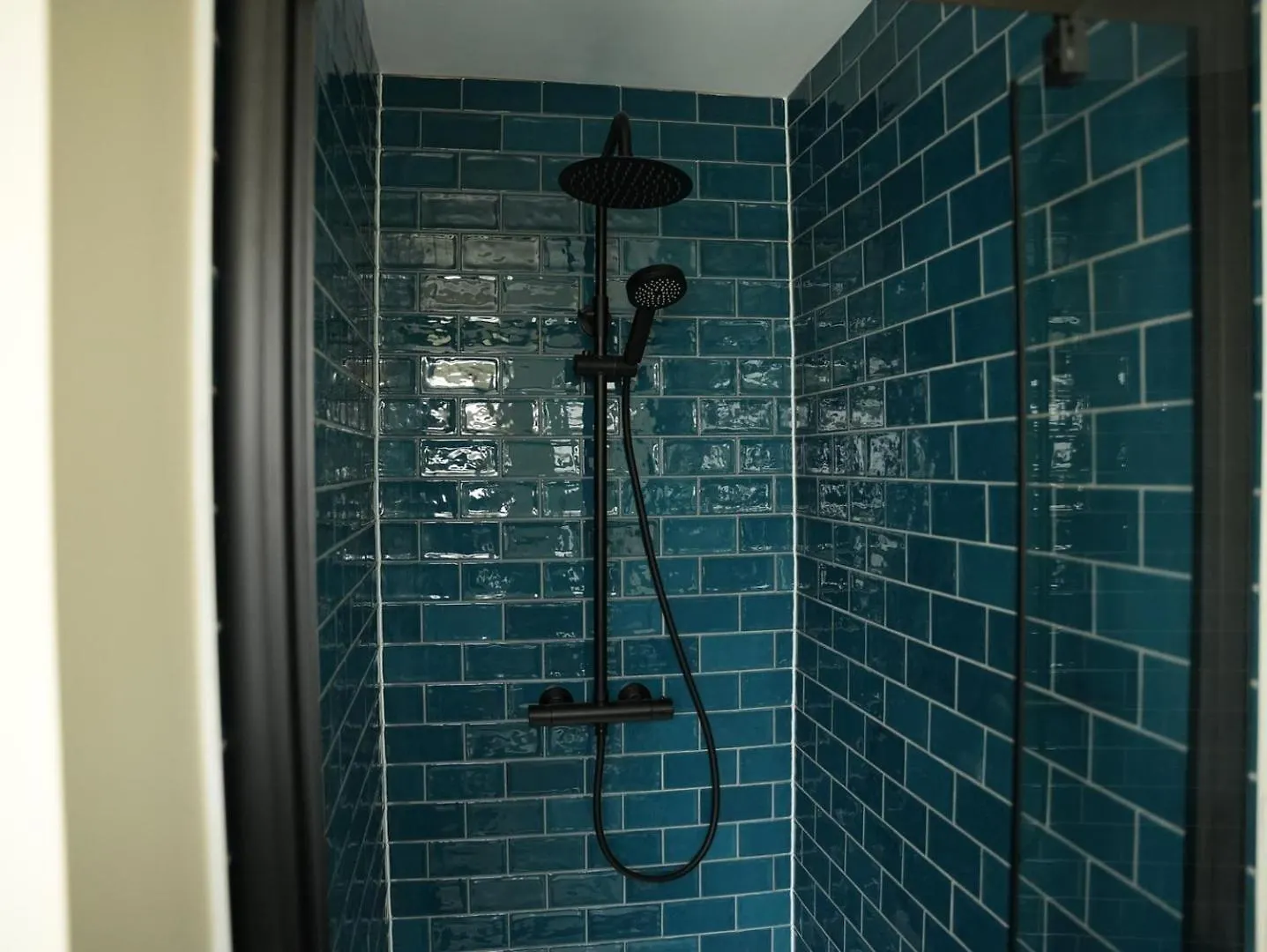 Cardiff Gem! Sleeps 16 - City Centre! Storbritannien